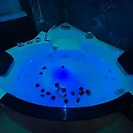 公寓 Jacuzzi - Elegant Retreat In Conca D'oro *
