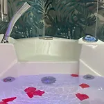 Jacuzzi - Elegant Retreat In Conca D'oro *