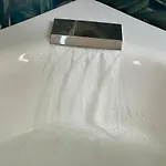 Jacuzzi - Elegant Retreat In Conca D'oro 公寓